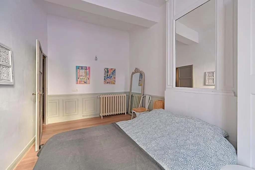 Au Coeur D'Avignon - 2 Mins Du Palais - Terrasse Isolee Apartment France