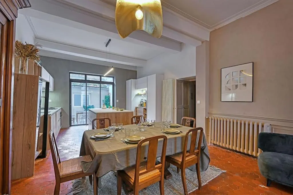Au Coeur D'Avignon - 2 Mins Du Palais - Terrasse Isolee Apartment  Avignon