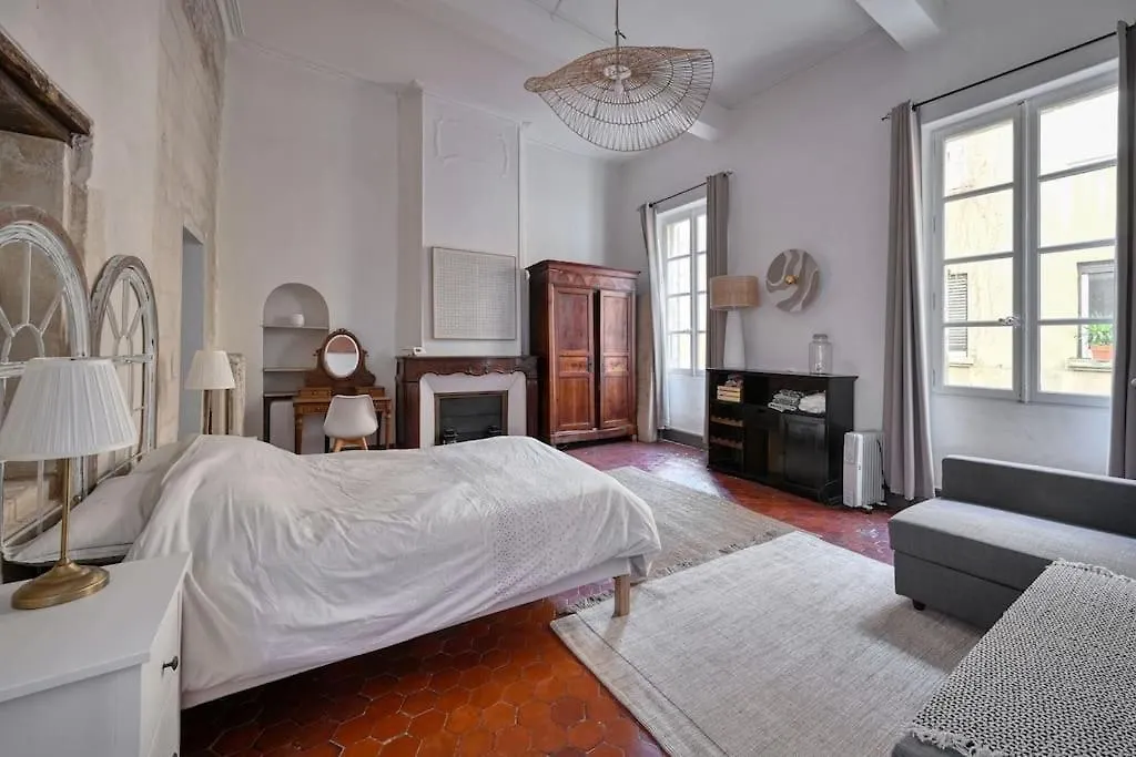 Apartmán Au Coeur D'Avignon - 2 Mins Du Palais - Terrasse Isolee